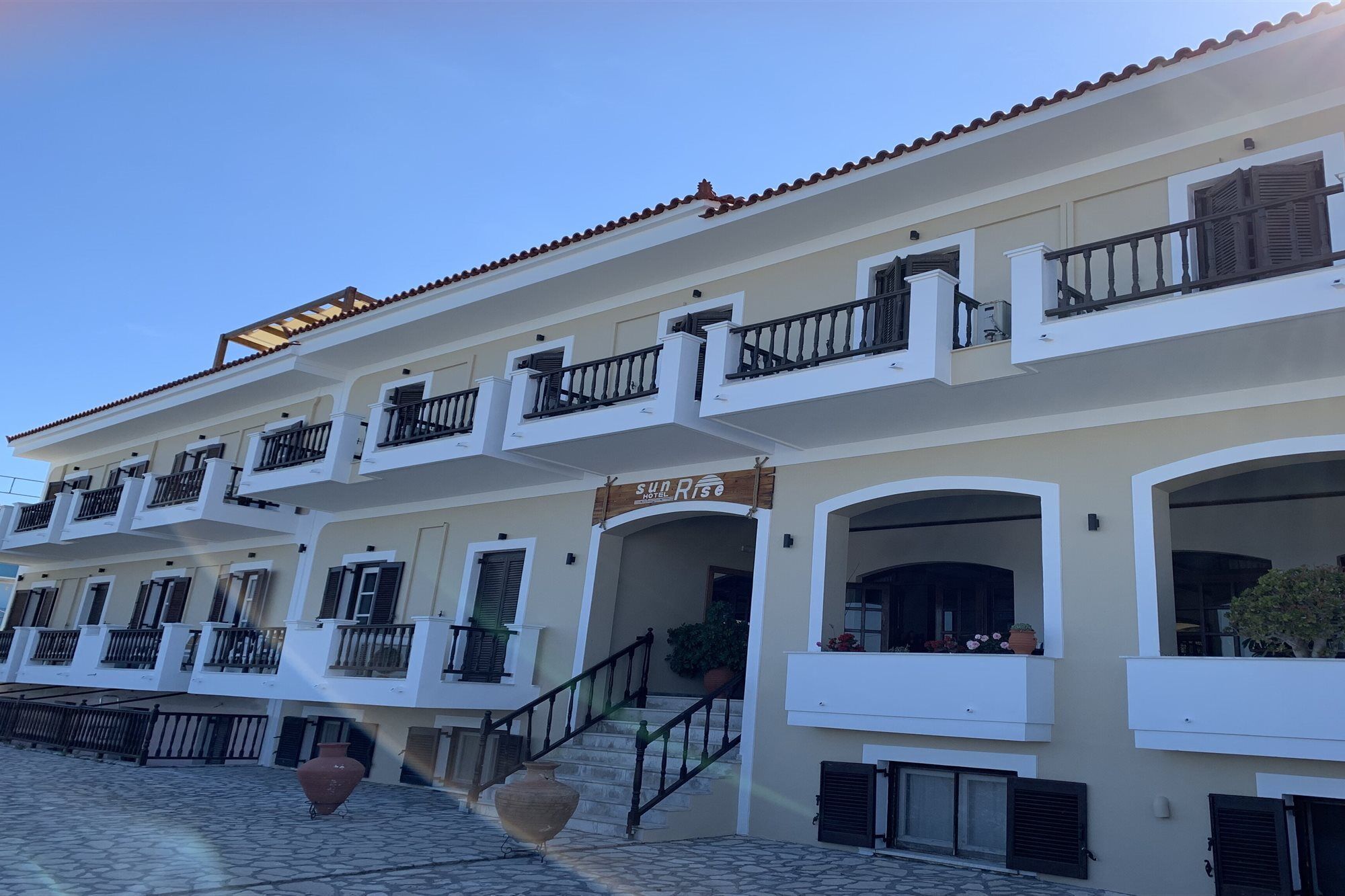 Sunrise Hotel Ireo  Exterior photo