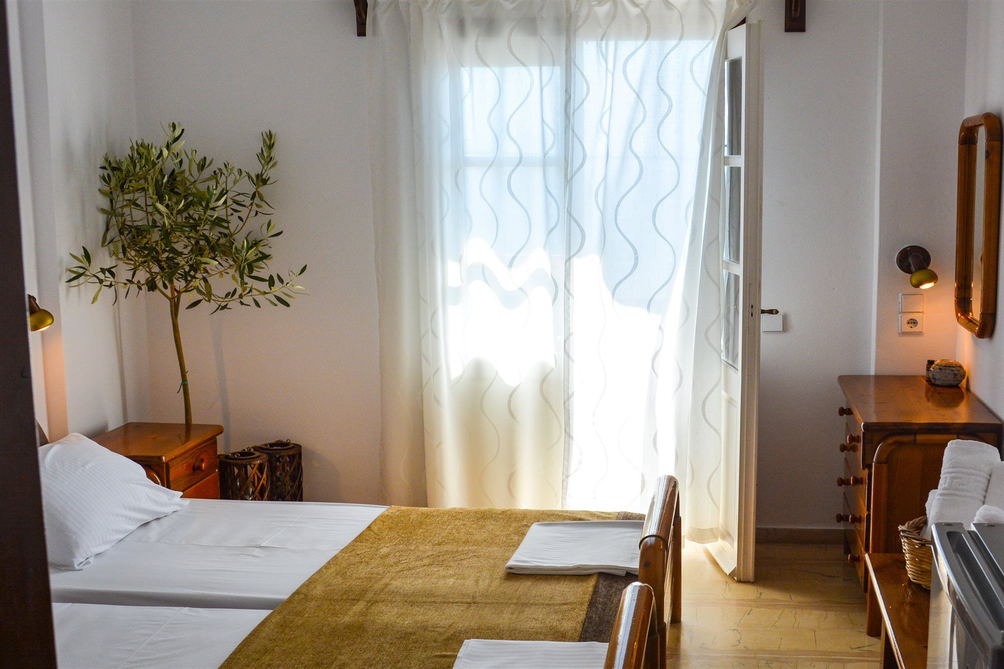Sunrise Hotel Ireo  Exterior photo